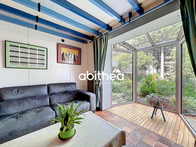 Maison - 151 m² - 8 pièces