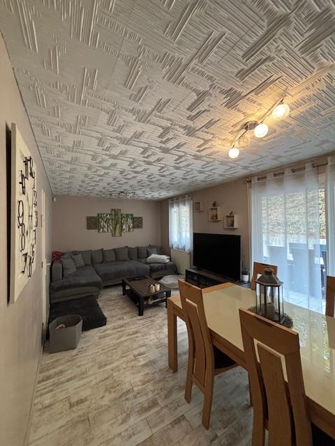 Pavillon - 87 m² - 4 pièces