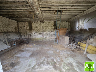 Maison ancienne - 200 m² - 1 pièce