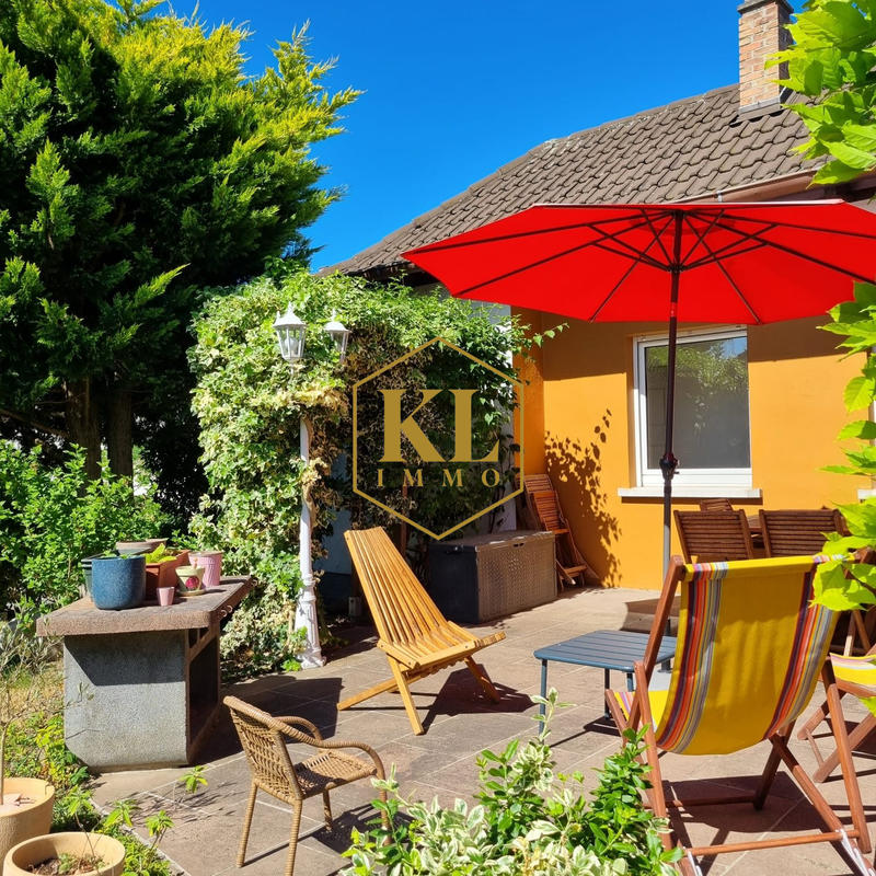 Maison - 102 m² - 6 pièces