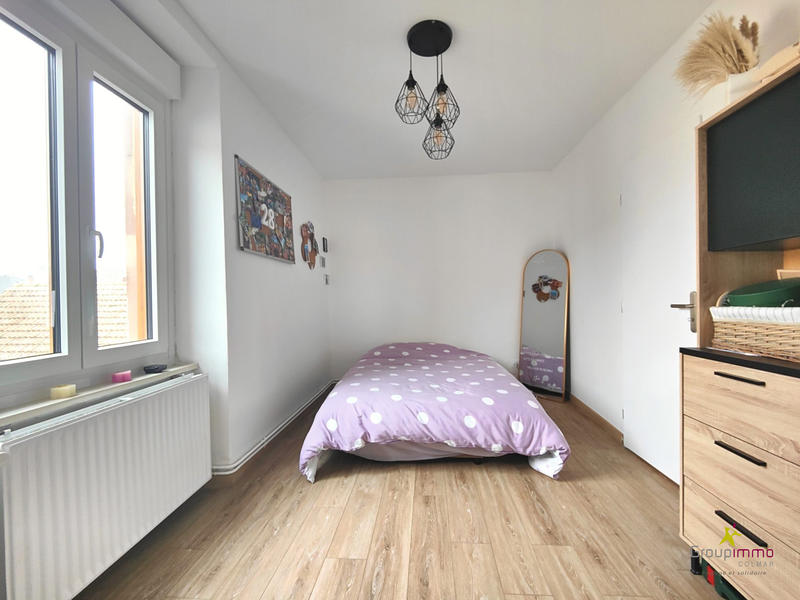 Appartement - 85 m² - 5 pièces