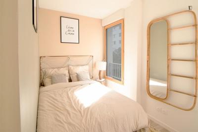 Chambre - 9 m² - 5 pièces