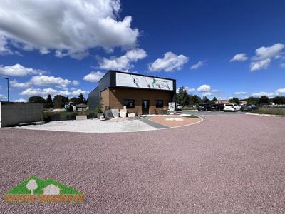 Local commercial - 231 m² - 3 pièces