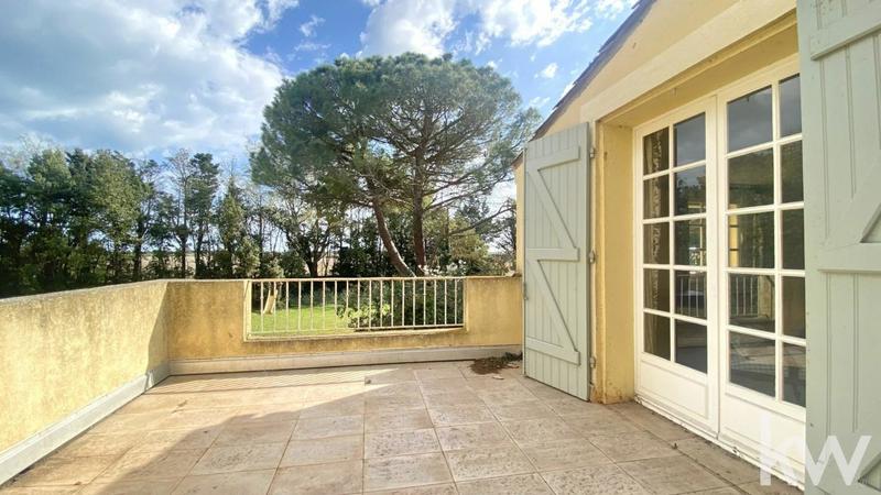 Propriété - 260 m² - 7 pièces