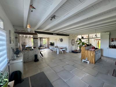 Maison - 136 m² - 5 pièces