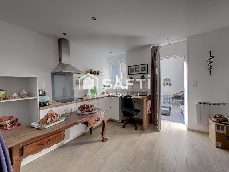 Maison - 185 m² - 10 pièces