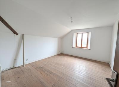 Maison - 113 m² - 7 pièces