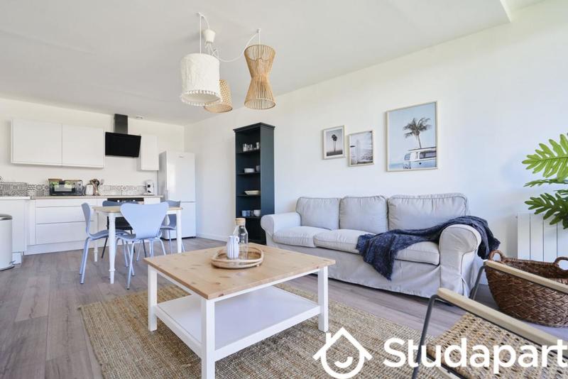 Chambre - 15 m² - 1 pièce