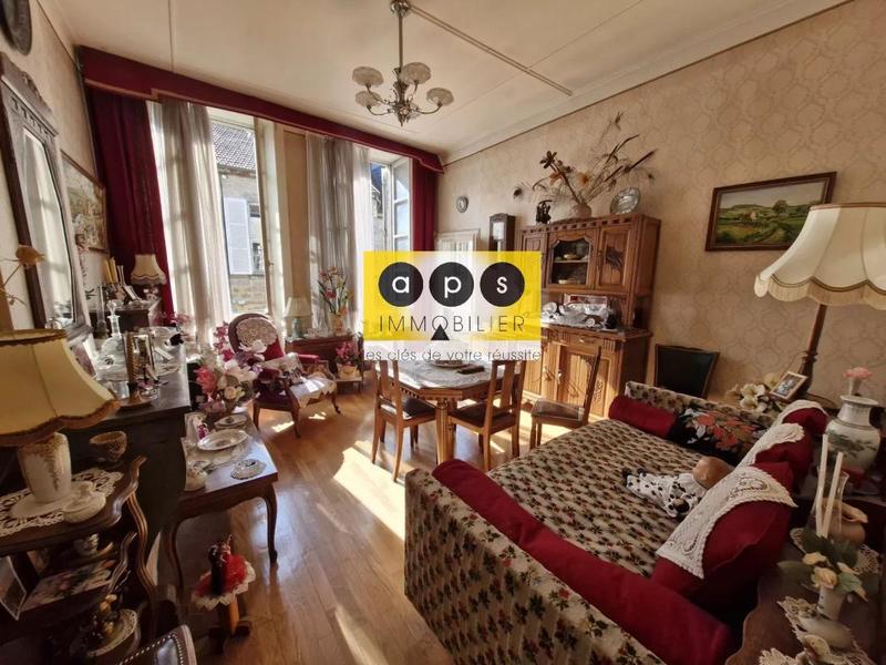 Maison de ville - 214 m² - 11 pièces