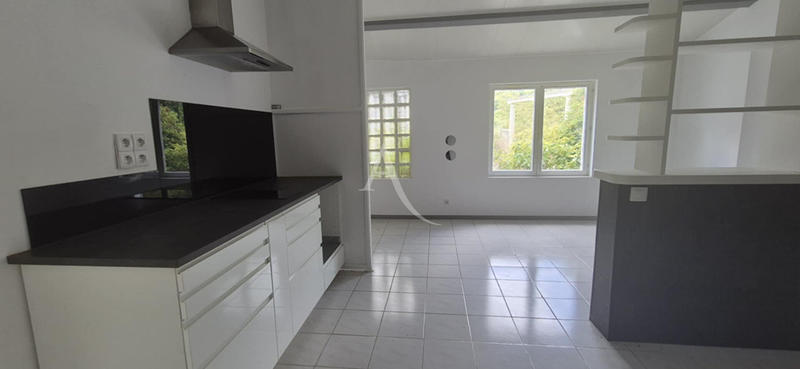 Maison - 188 m² - 6 pièces