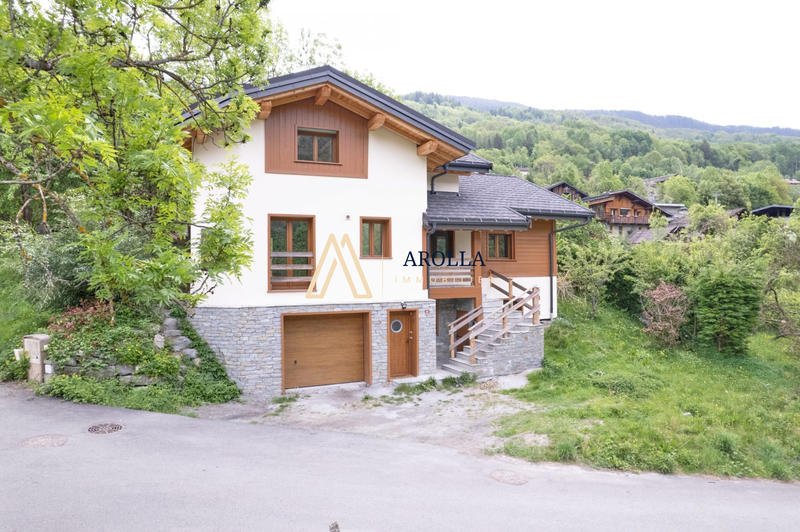 Châlet - 186 m² - 7 pièces