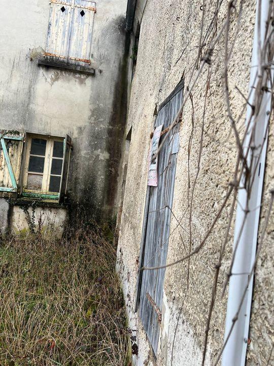 Maison - 90 m² - 3 pièces