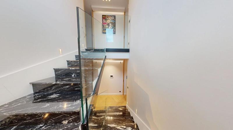 Villa - 200 m² - 7 pièces