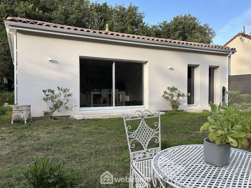 Maison - 88 m² - 4 pièces