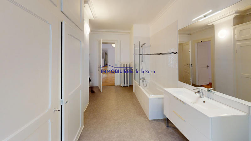 Appartement - 95 m² - 4 pièces