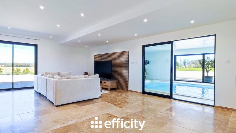 Maison - 140 m² - 5 pièces