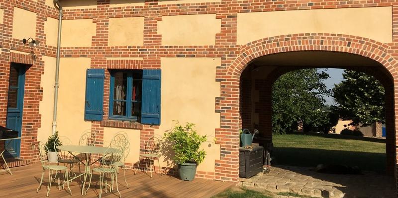 Maison - 845 m² - 12 pièces