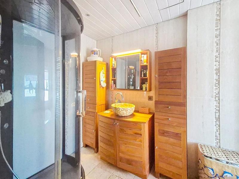 Maison - 122 m² - 7 pièces