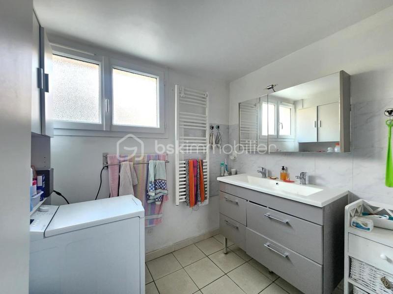 Villa - 182 m² - 6 pièces