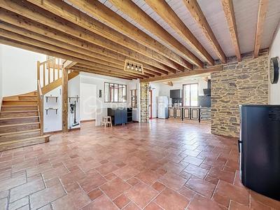 Maison en pierre - 125 m² - 6 pièces