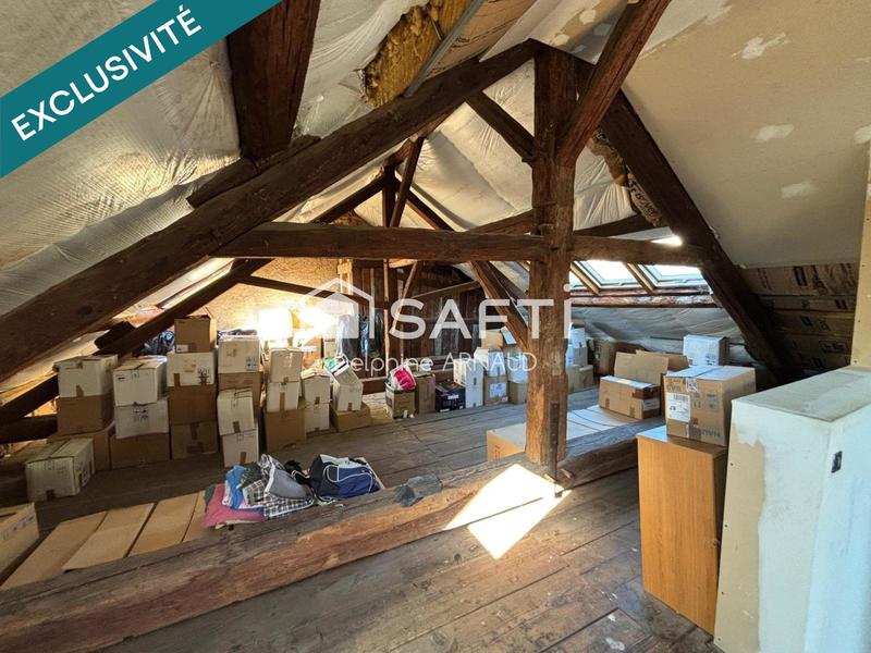 Maison - 186 m² - 9 pièces