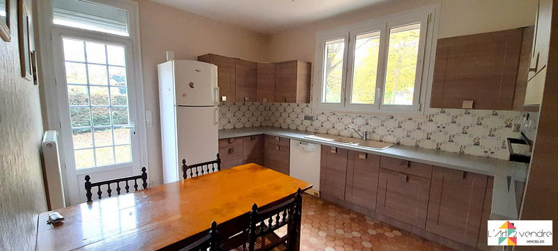 Maison - 176 m² - 6 pièces