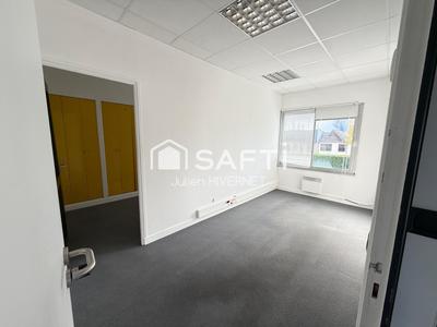 Bureau - 65 m² - 4 pièces