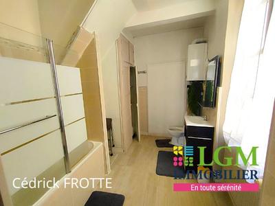 Appartement - 300 m² - 8 pièces