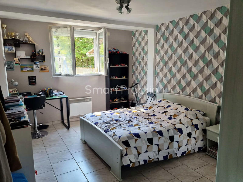 Maison - 272 m² - 13 pièces