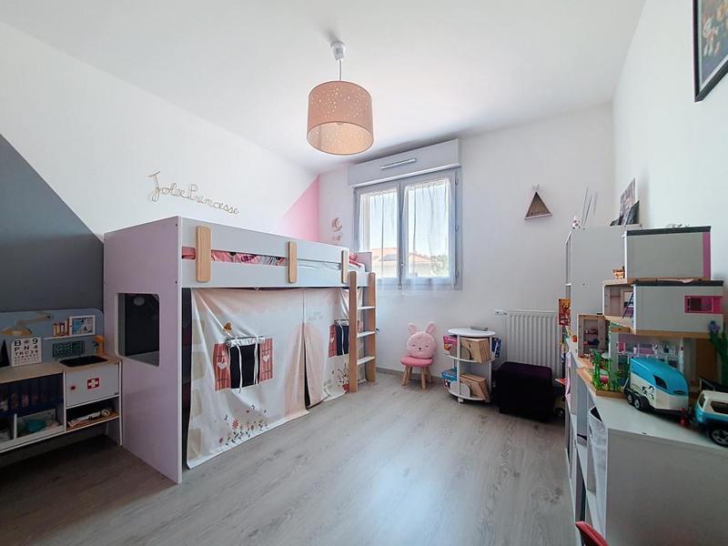 Maison - 97 m² - 4 pièces