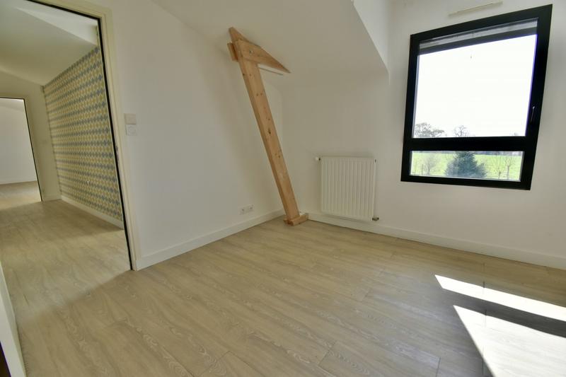 Maison contemporaine - 285 m² - 7 pièces