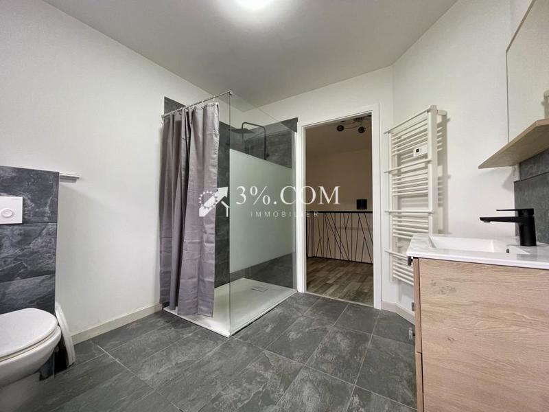Maison - 99 m² - 5 pièces