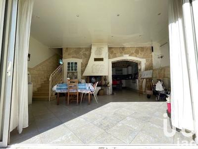 Maison - 93 m² - 4 pièces