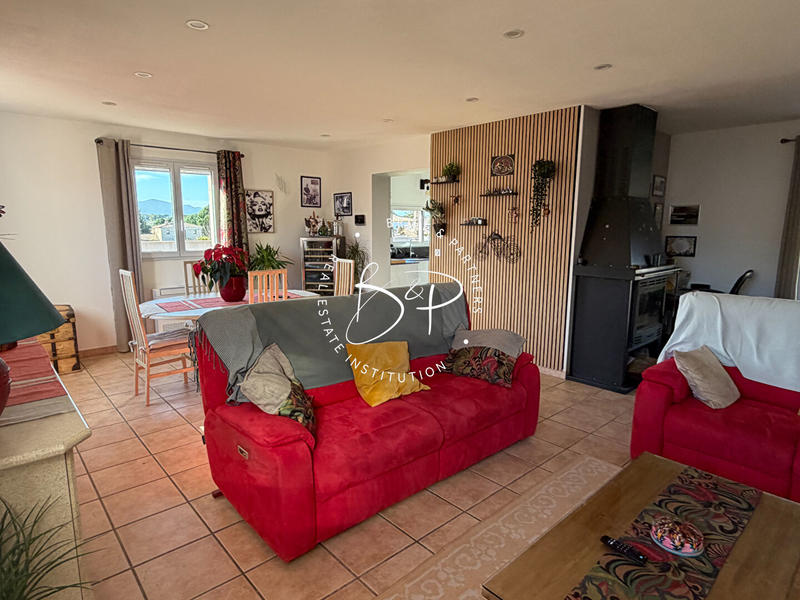 Maison - 107 m² - 5 pièces