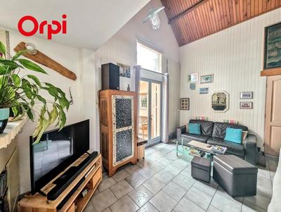 Maison - 96 m² - 4 pièces