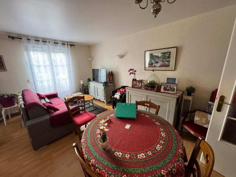 Appartement - 70 m² - 3 pièces