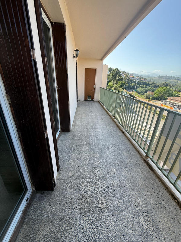 Appartement - 96 m² - 5 pièces