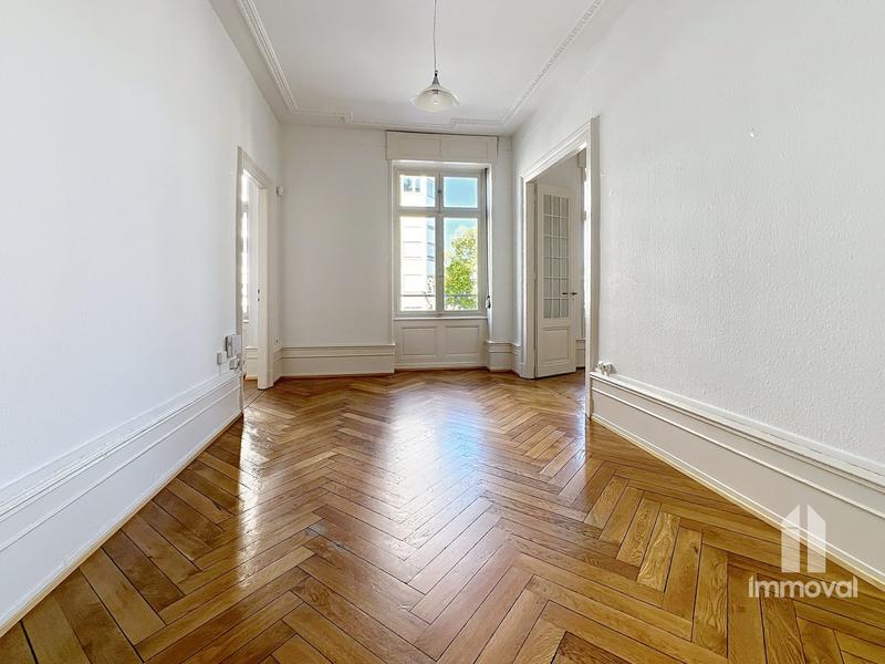 Appartement - 198 m² - 7 pièces