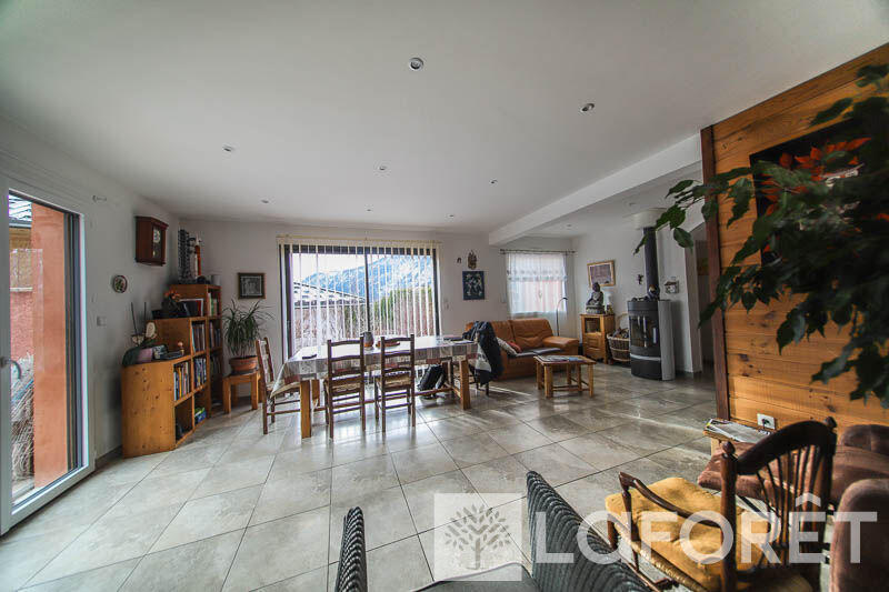 Maison - 117 m² - 4 pièces