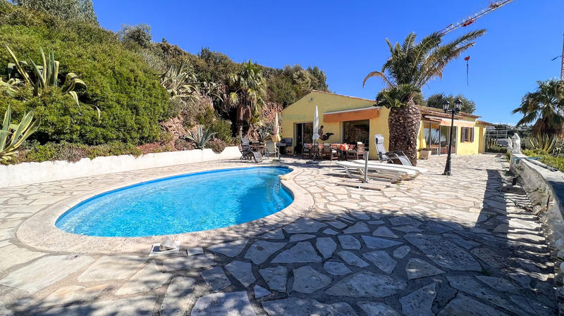 Villa - 112 m² - 4 pièces