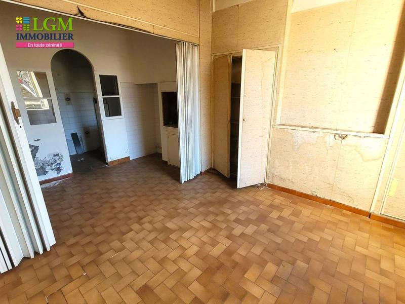 Maison - 252 m² - 8 pièces