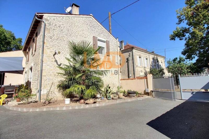 Maison de village - 96 m² - 4 pièces