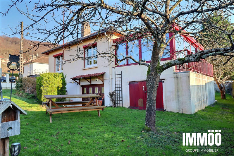 Maison - 95 m² - 5 pièces