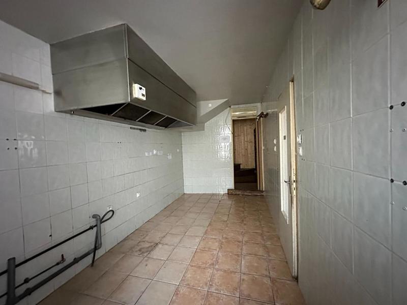 Immeuble - 180 m² - 8 pièces