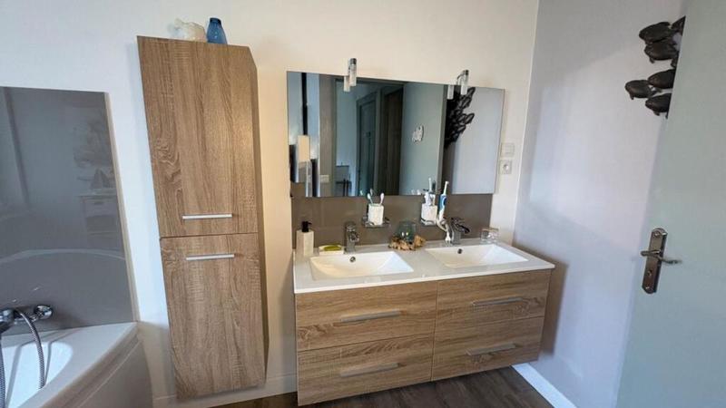 Maison - 159 m² - 7 pièces