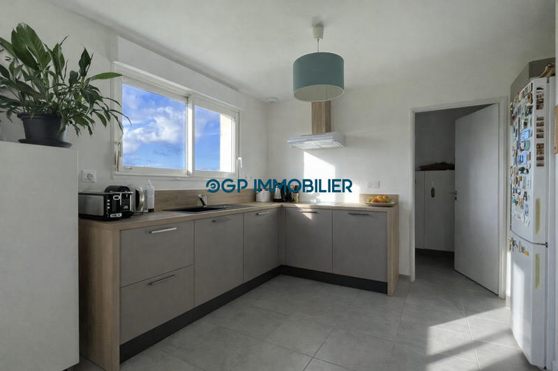 Maison - 96 m² - 4 pièces