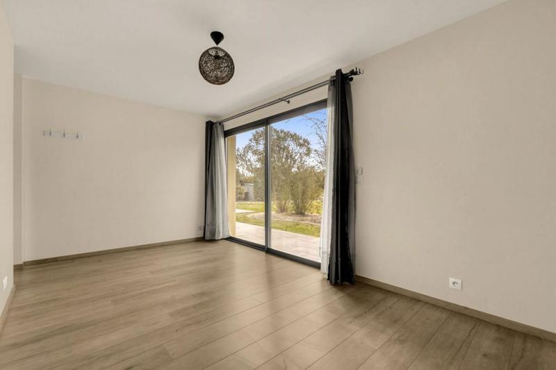 Maison - 184 m² - 6 pièces