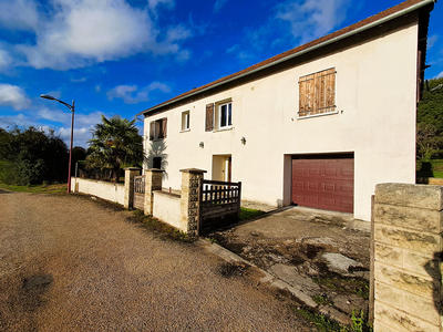 Maison - 93 m² - 5 pièces