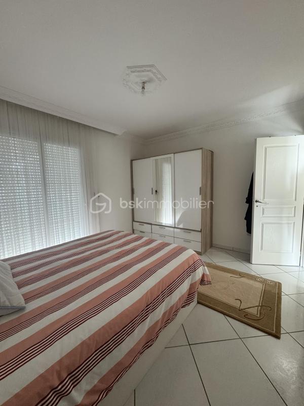 Maison - 147 m² - 6 pièces