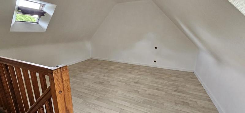 Maison - 157 m² - 9 pièces